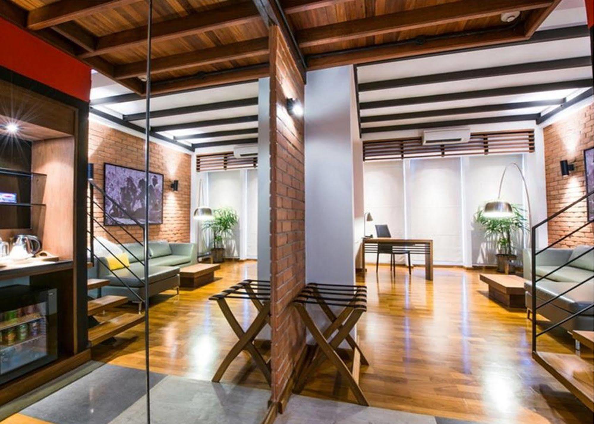 The Loft Hotel Downtown Rangún Exteriér fotografie