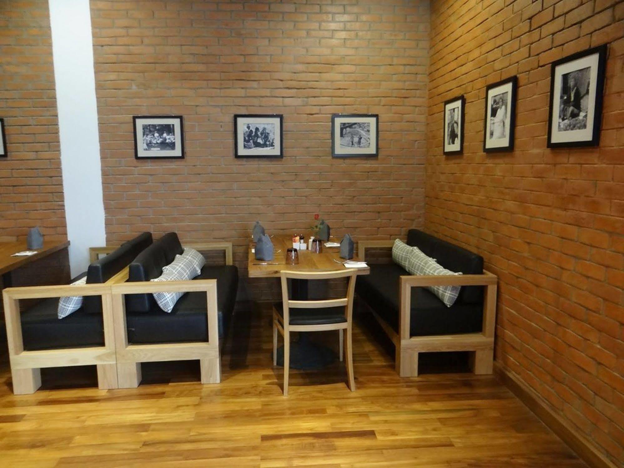 The Loft Hotel Downtown Rangún Exteriér fotografie