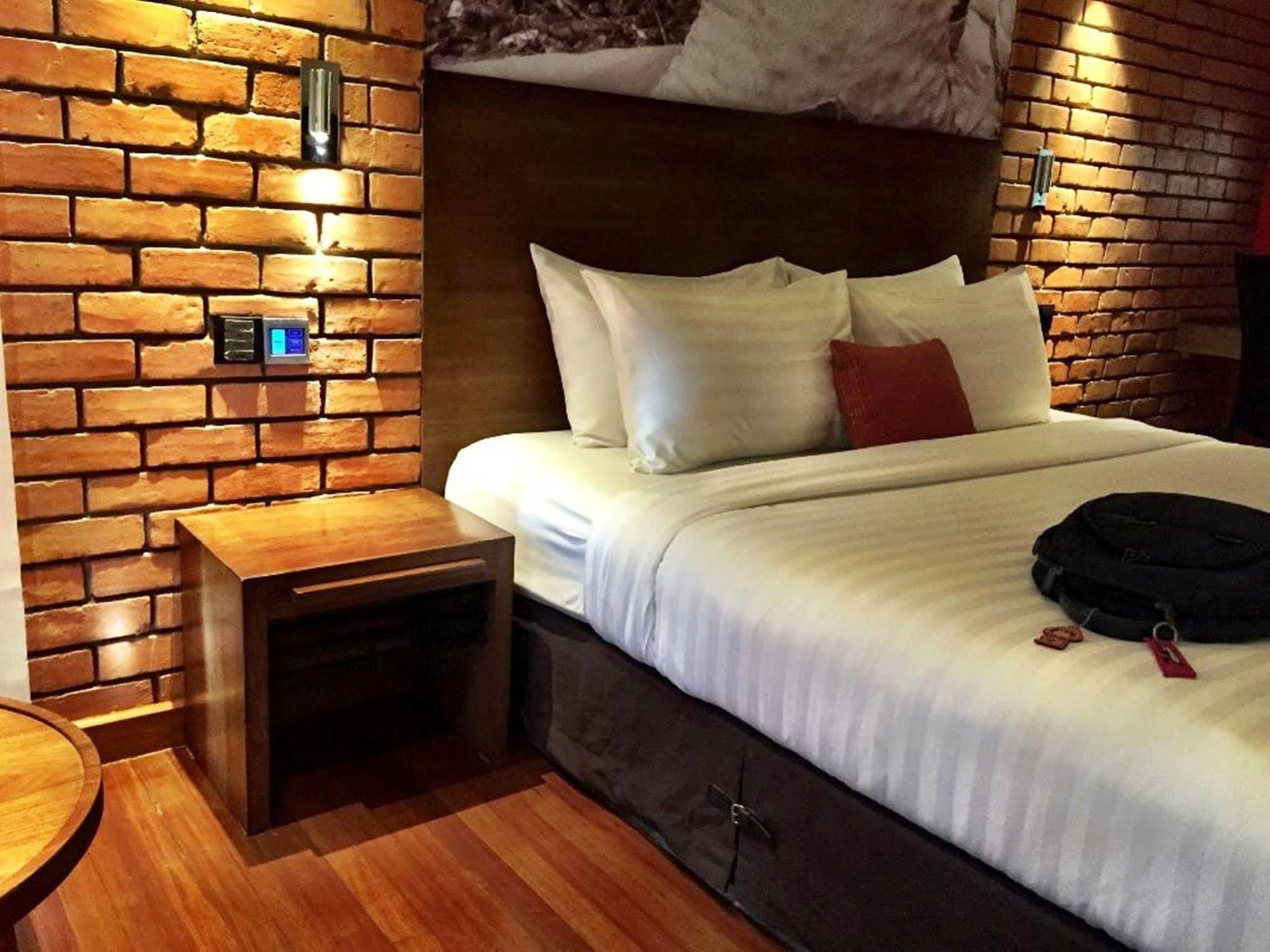 The Loft Hotel Downtown Rangún Exteriér fotografie